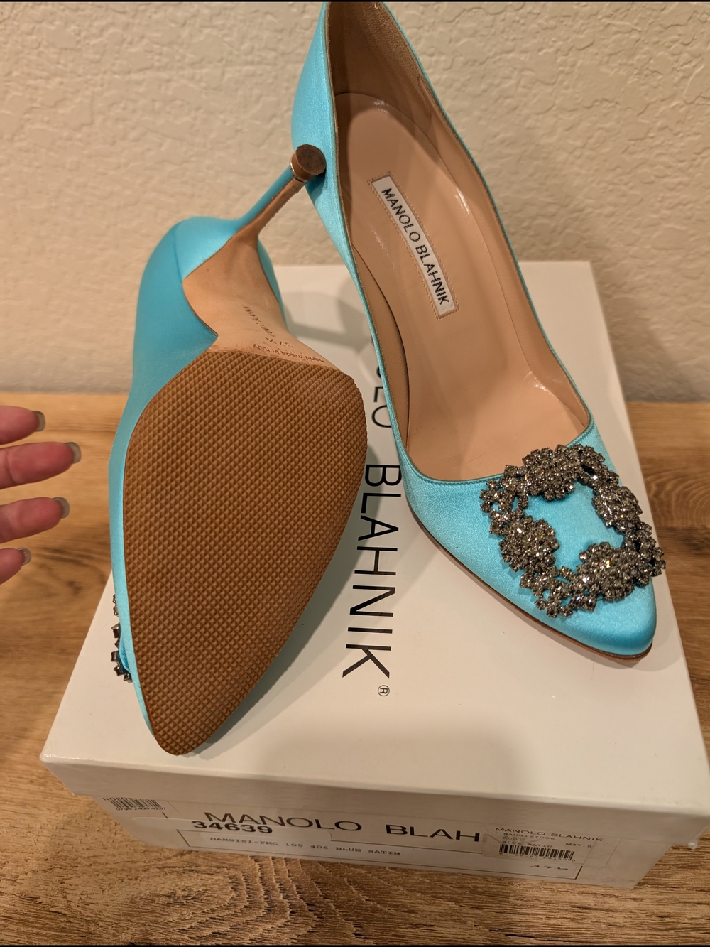 Manolo Blahnik Blue Satin Hangisi Crystal-Embellished Pumps - Picture 4 of 5